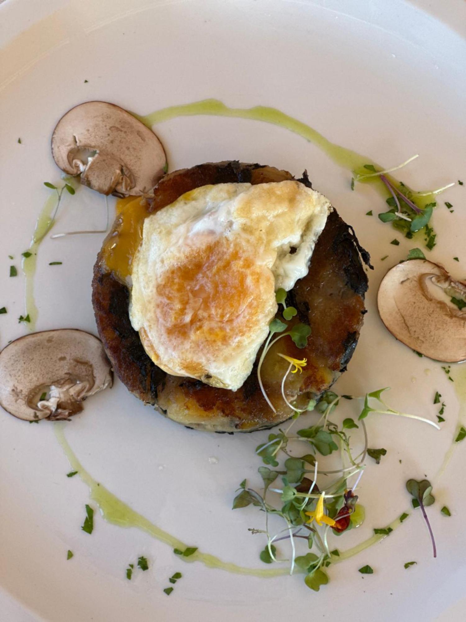 Santuari Mare De Deu Del Mont Restaurant-Hostatgeria Otel Beuda Dış mekan fotoğraf