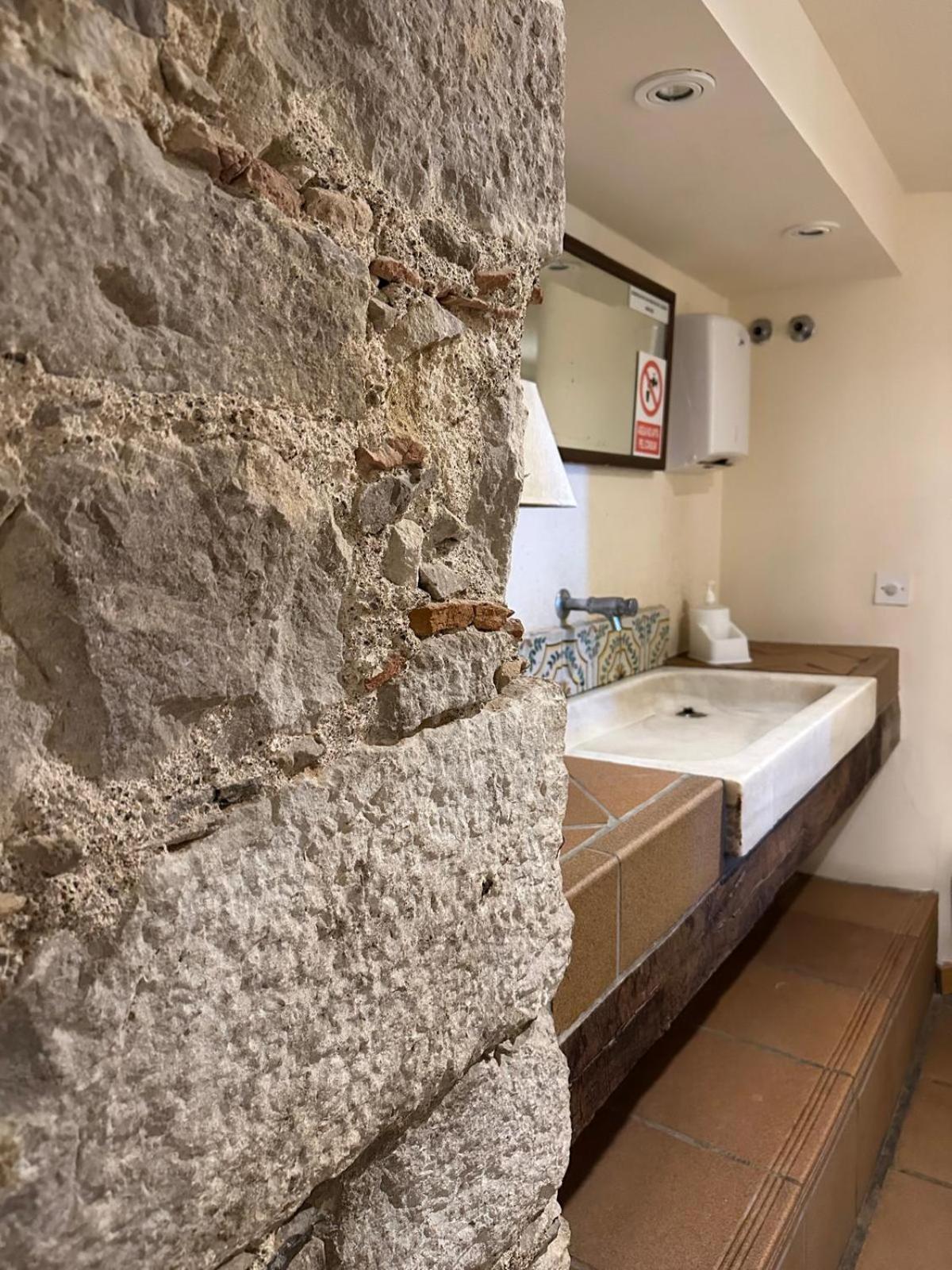 Santuari Mare De Deu Del Mont Restaurant-Hostatgeria Otel Beuda Dış mekan fotoğraf