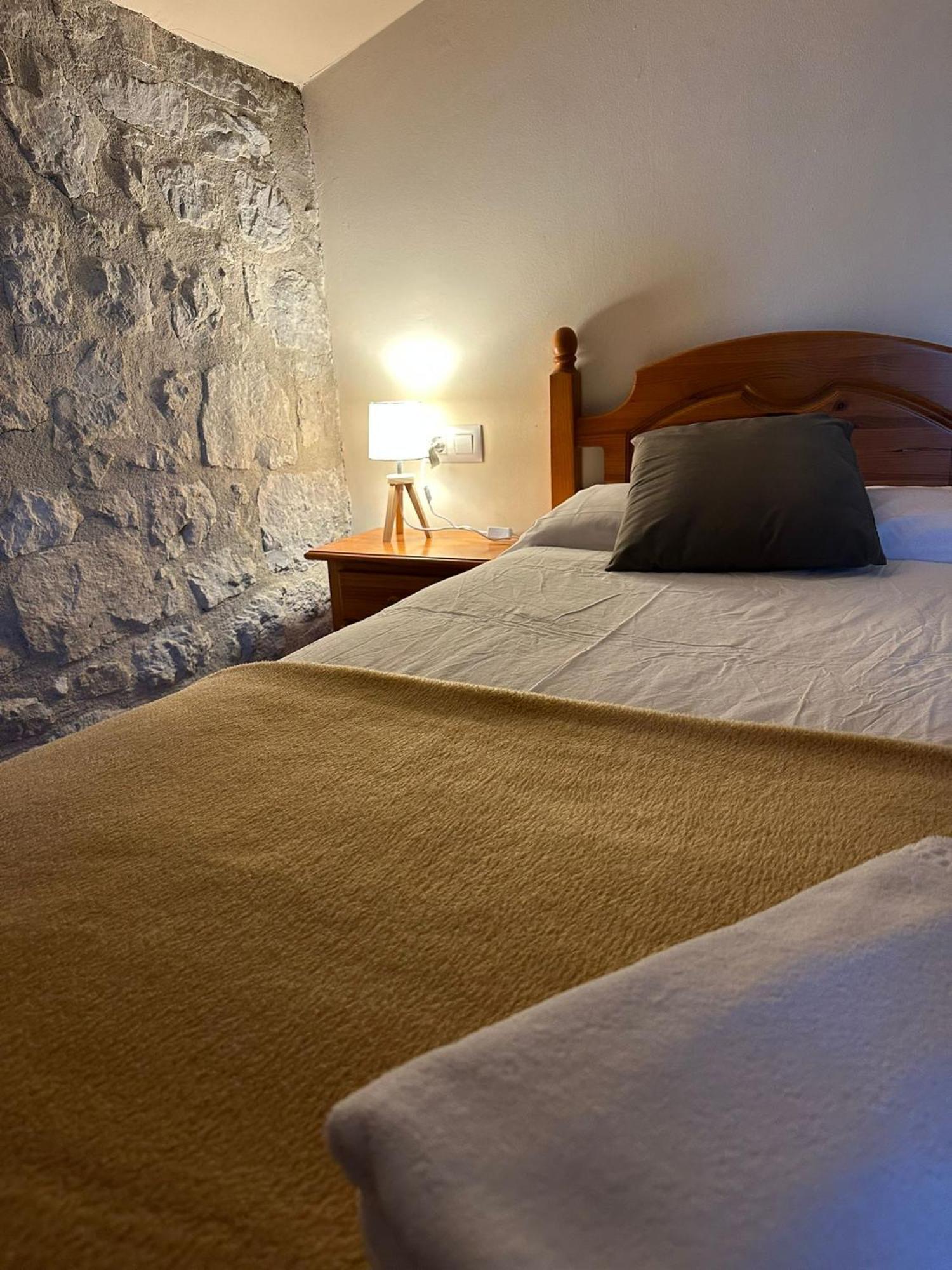Santuari Mare De Deu Del Mont Restaurant-Hostatgeria Otel Beuda Dış mekan fotoğraf